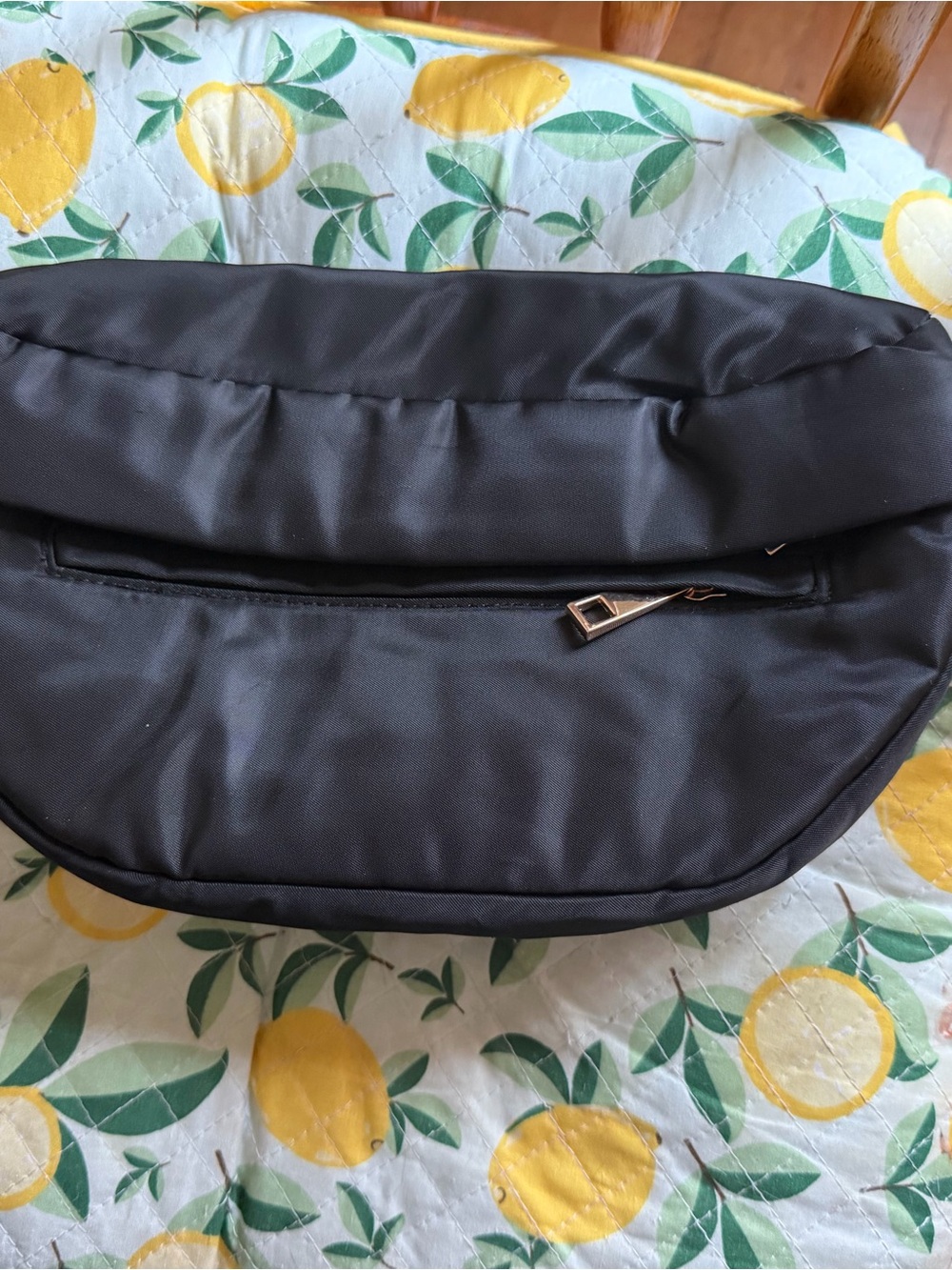 Black Women’s Crossbody Bag - Minimal Quilted Design